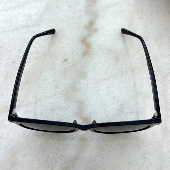 Coach Embedded C HC 8414BD 50023C Rounded Square Black Sunglasses New With Case - Picture 8 of 13